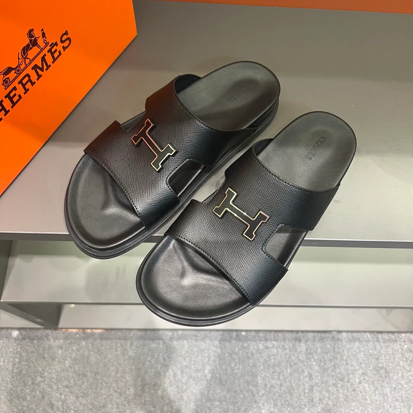 Men's shoes 💰300, size 38-45, the new 2014 summer Hermes shoes are the same as the original ones, handmade by masters! ❥High-end customization, exclusive products, the highest version in the industry⚠❥Using: Hermers upper: (pursuing top walking comfort) ✨Top quality on sale━━━━Hermes━━━━━